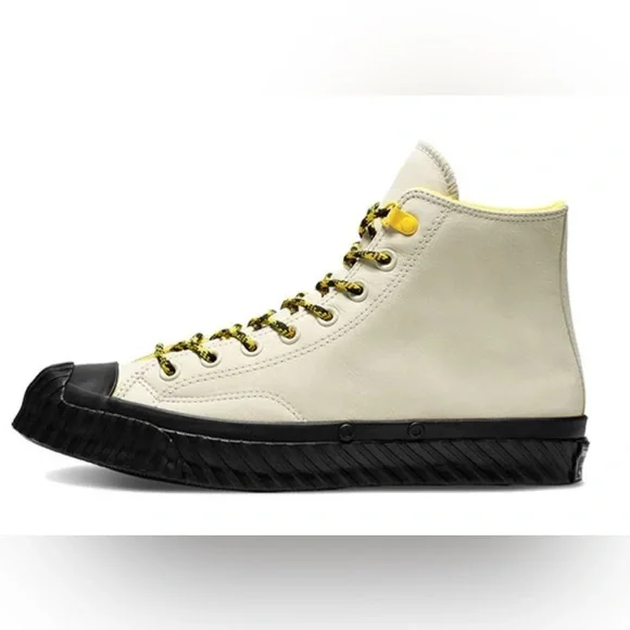Converse Leather High-Top Sneakers in Beige and Yellow, Men’s Size 11, Like New